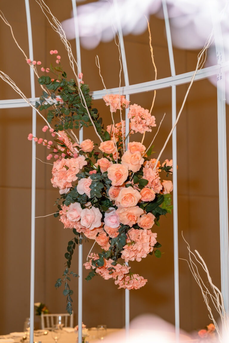 peach rose decor